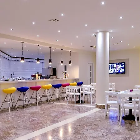 Zeus The Village & Waterpark Hotel 4*